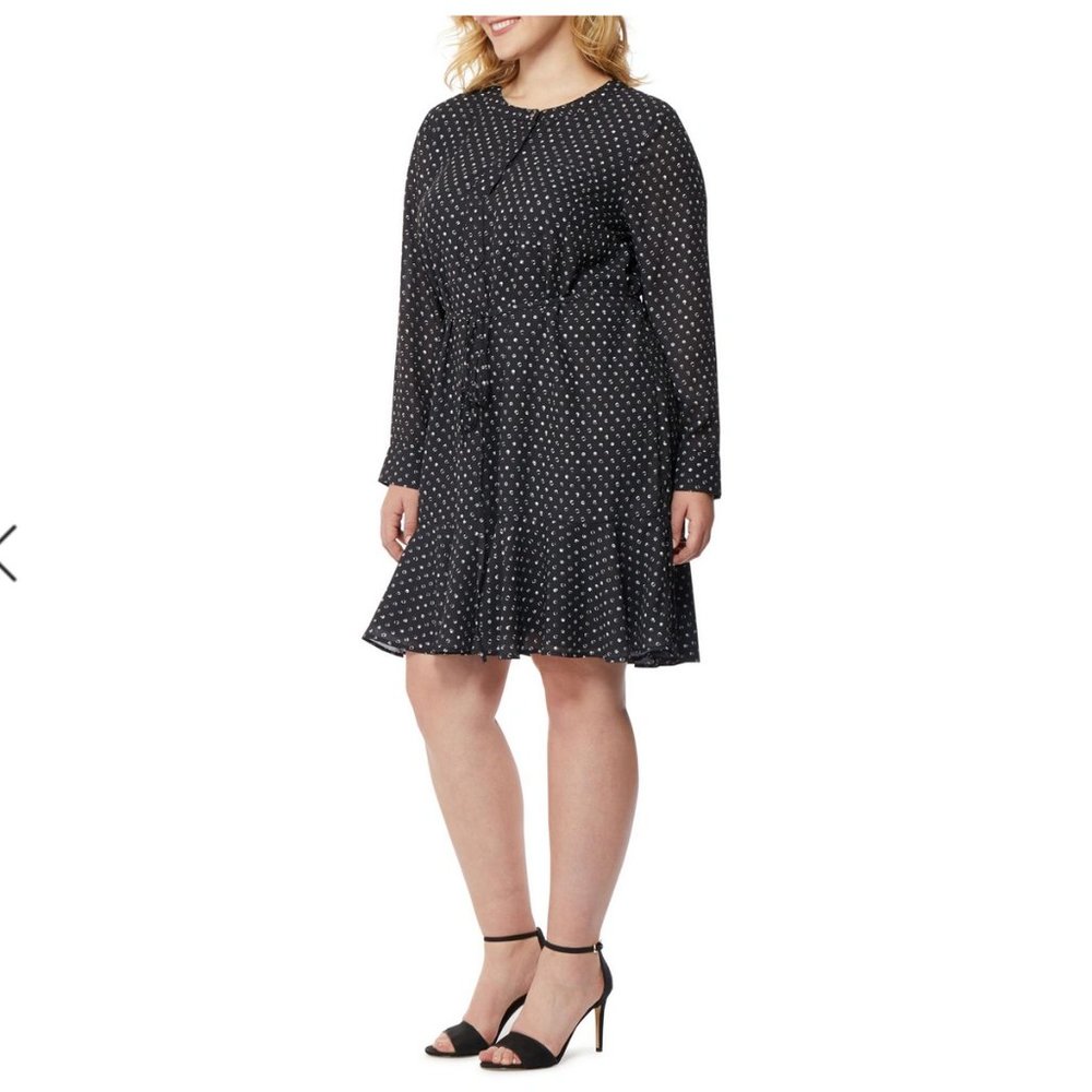 Rebel Wilson X Angels - Long Sleeve Ruffle Hem Dress (Plus Size)